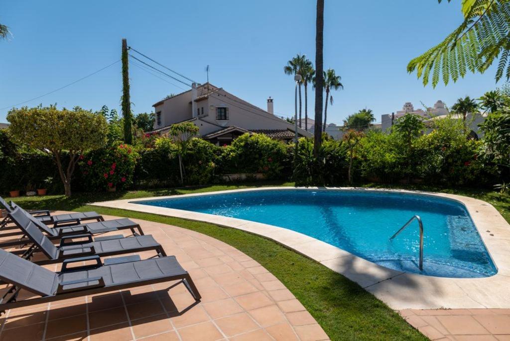 Beachside Villa In Puerto Marina, Беналмадена Екстериор снимка